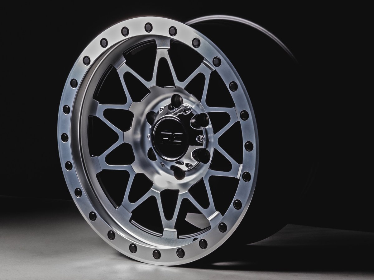 Jeep Wagoneer Wheel - Rough Country - 78 Series with Simulated Beadlock - Bronze with Black Lip - '72-'83